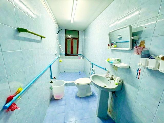 พร้อม3แอร์ ตลาดกัลปพฤกษ์ 1.8กม.บางบอน1 เอกชัย MRTบางแค 3กม. ให้เช่าอาคารพาณิชย์ 3.5 ชั้น 3 นอน 3 น้ำ ถ.กัลปพฤกษ์ 7