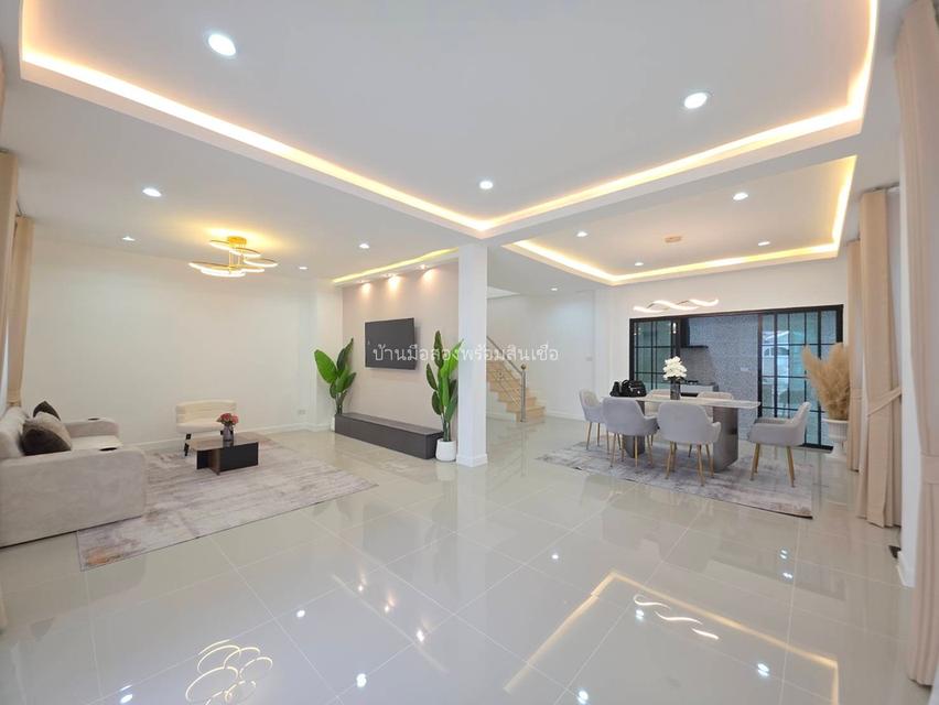 หมู่บ้านเอกวิน ถนนเลียบคลองสอง 4