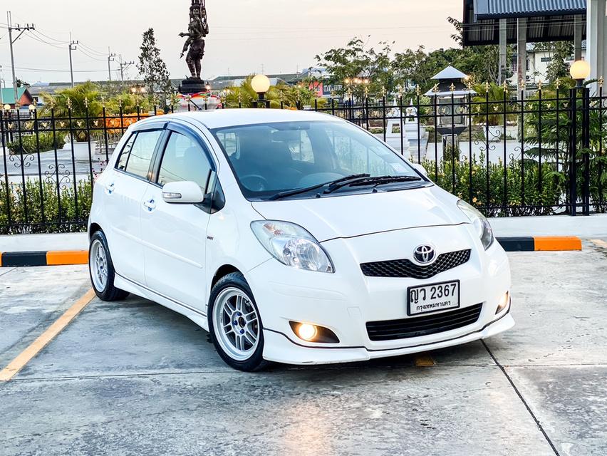 TOYOTA YARIS 1.5 S ตัวท็อปสุด A/T ปี 2011 สีขาว