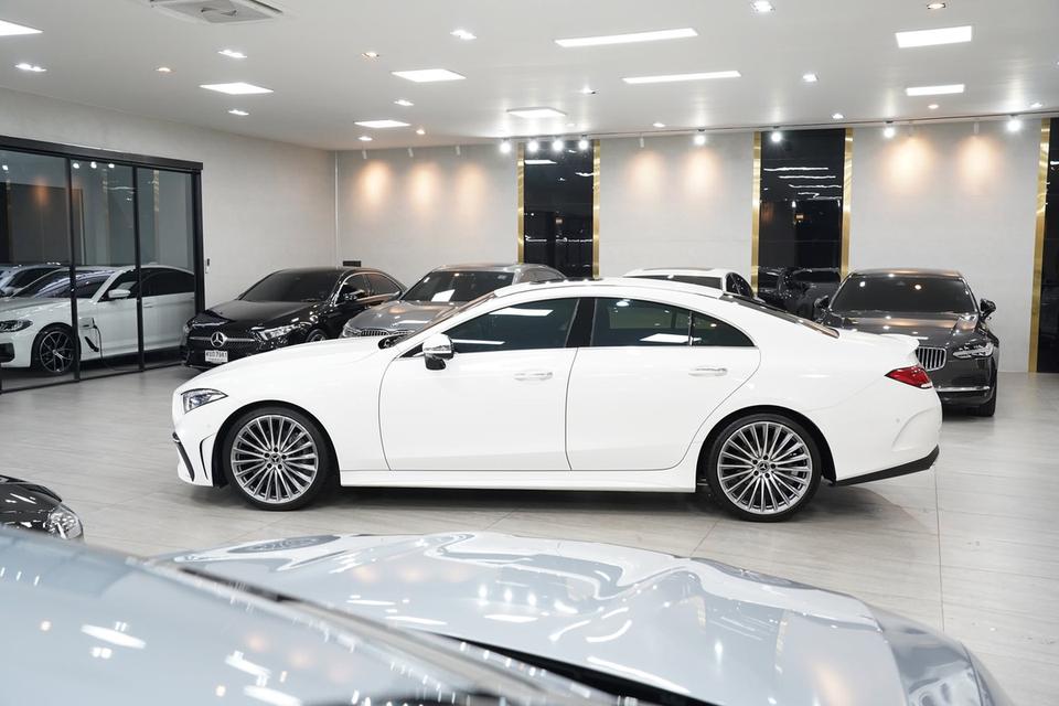 Mercedes-Benz CLS220d AMG Premium Facelift ปี 2024 สีขาว รูปที่ 6