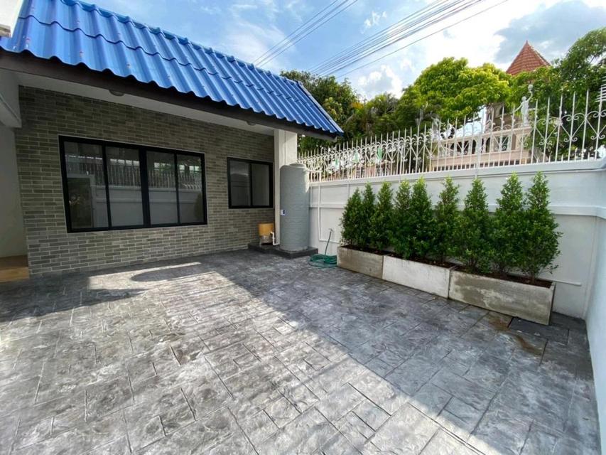 MHR243 ให้เช่าบ้านเดี่ยวหลังมุม ทำโฮมออฟฟิศจดทะเบียนบริษัทได้ ซอยลาดพร้าว 48 ทะลุออกสุทธิสาร-รัชดาภิเษกได้ จอดรถในบ้านได้มากถึง 7 คัน 4