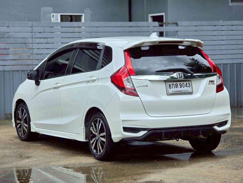 Honda Jazz 1.5RS ปีจด 2019 7