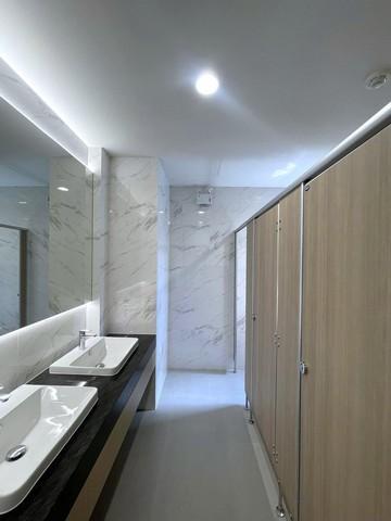 ให้เช่า สำนักงาน สร้างใหม่ 4 ชั้น อาคาร พัฒนาการ 31 พื้นที่รวม 872.68 ตร.ม. แบ่งเช่าเป็นชั้นได้ มีลิฟต์ 6