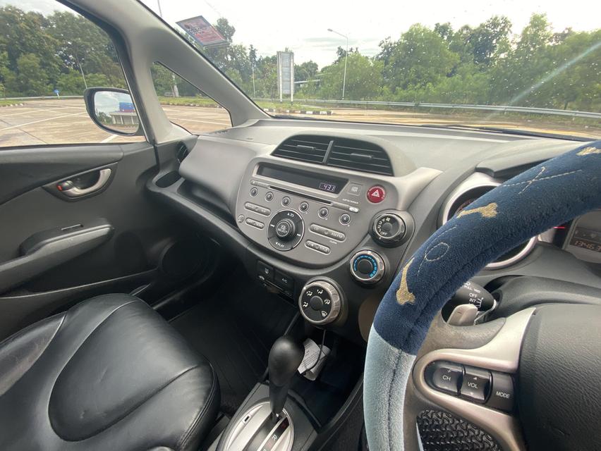 Honda Jazz GE 2010  ไมล์แท้  7