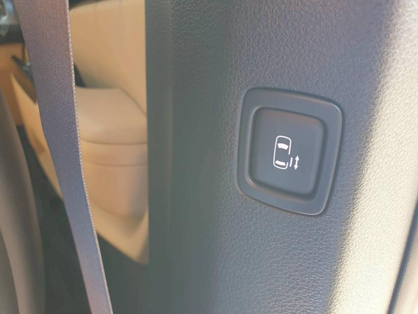 Kia Carnival 2.2Sxl ปี24 16