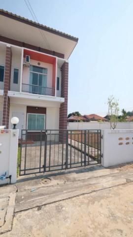 ทาวน์โฮม 2 ชั้น ห้องมุม 2 นอน 2 น้ำ ขนาด 25 ตร.ว.พื้นที่ใช้สอย 200 ตร.ม.ใกล้หาดพลา 700 ม.เฟอร์ฯครบ บรรยากาศเงียบสงบ เหมา 6