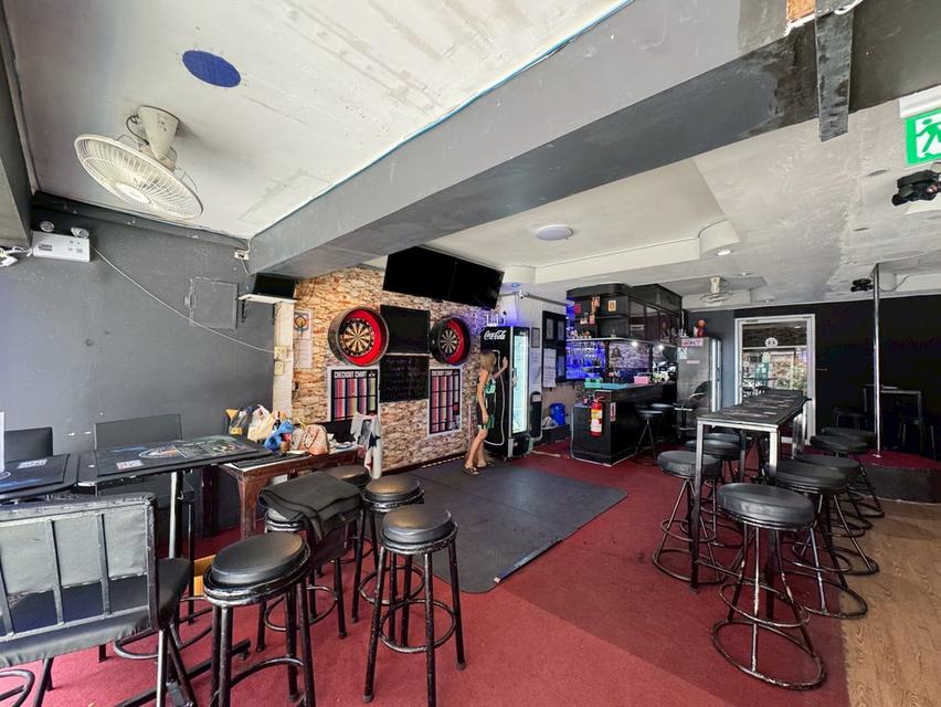 ให้เช่าตึกพาณิชย์ติดถนนหลักพัทยา จ.ชลบุรี 2