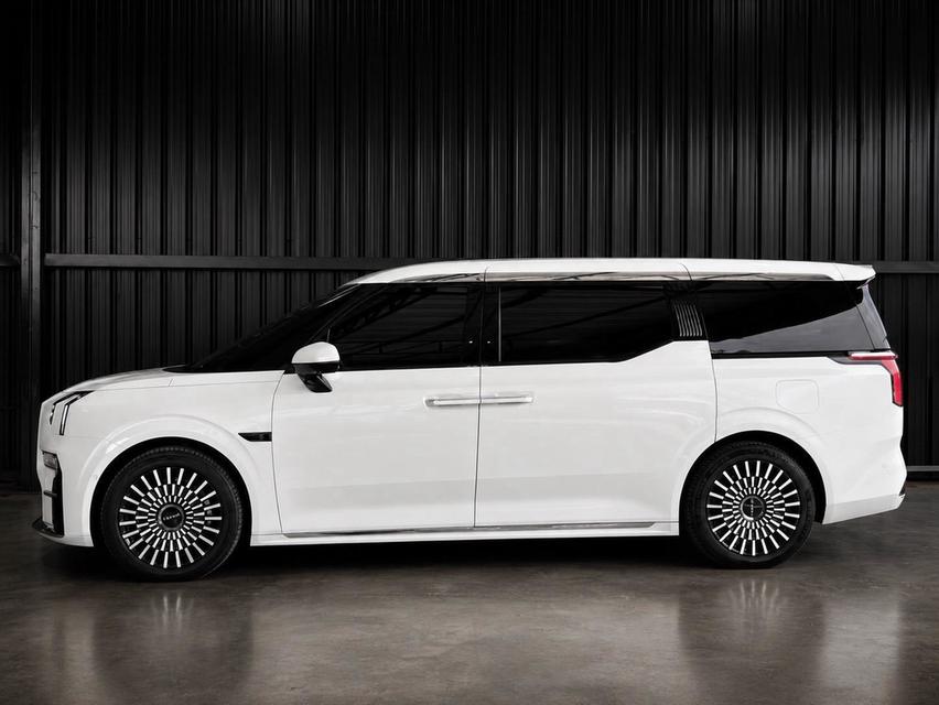 ZEEKR 009 FLAGSHIP 6-Seaters Dual Motors AWD 2025 รูปย่อยที่ 3