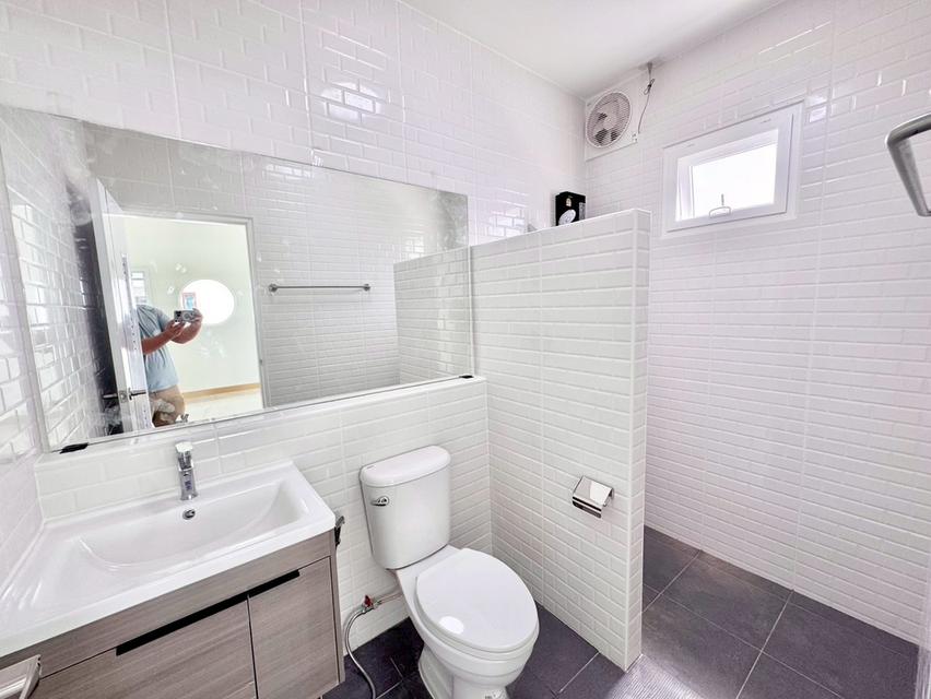 🏡 บ้านนอกโครงการที่ดินกว้าง 3 นอน 2 น้ำ ใกล้โรงเรียนนานาชาติ 2.88 ล้าน ฟรีโอน!! 🔑 4