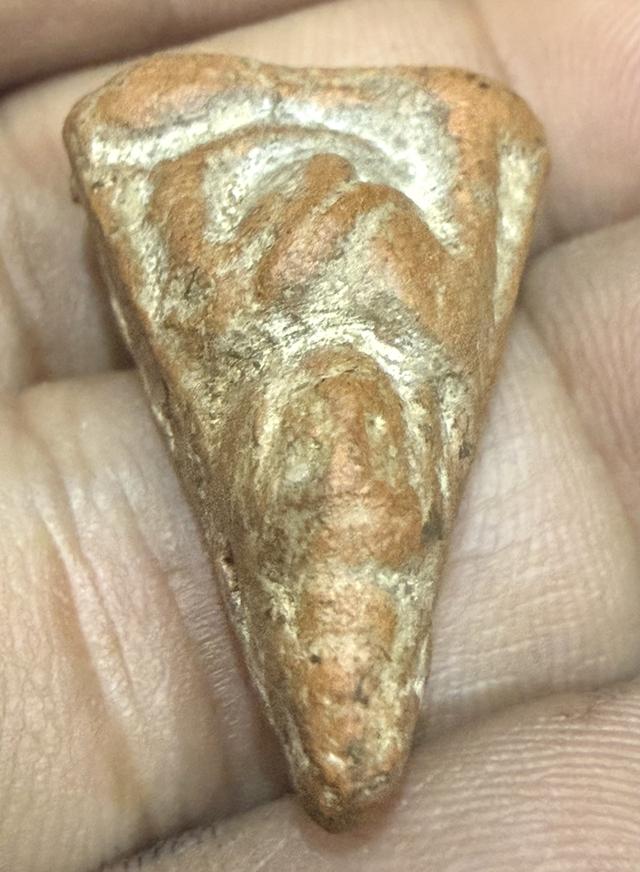 พระนางพญาพิษณุโลกพิมพ์องค์นูนใหญ่ 8