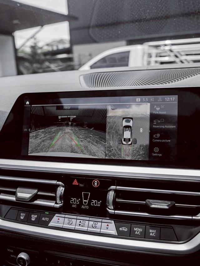 รหัสรถ 67GG2435 BMW 330e g20 MSport ปี 2021 9