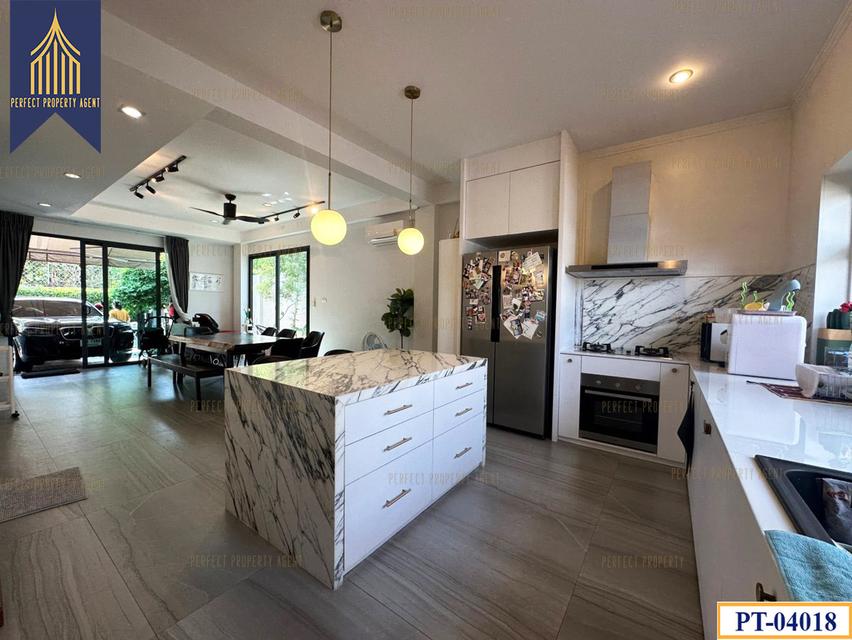 ขายทาวน์โฮม 4 ชั้น พร้อมอยู่ ห่างจาก BTS ศรีลาซาล เพียง 450 เมตร ลาซาล แบริ่ง ศรีนครินทร์ สุขุมวิท 105 7