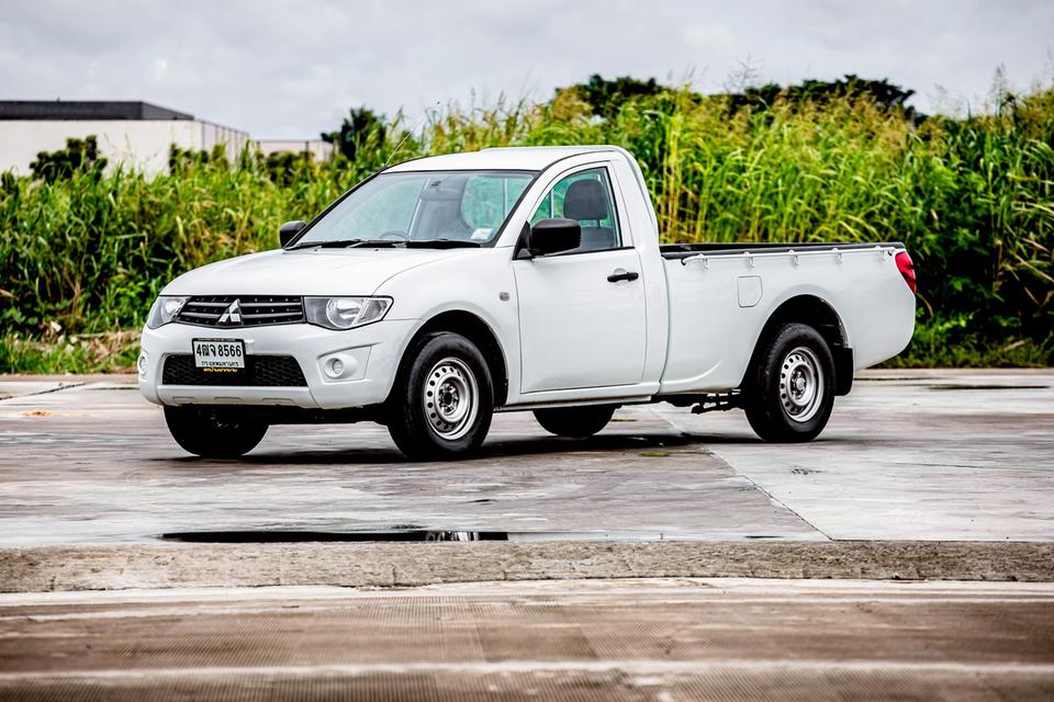 Mitsubishi Triton SingleCab 2.4 GL ปี 2010 เบนซิล สีขาว เกียร์ธรรมดา 11