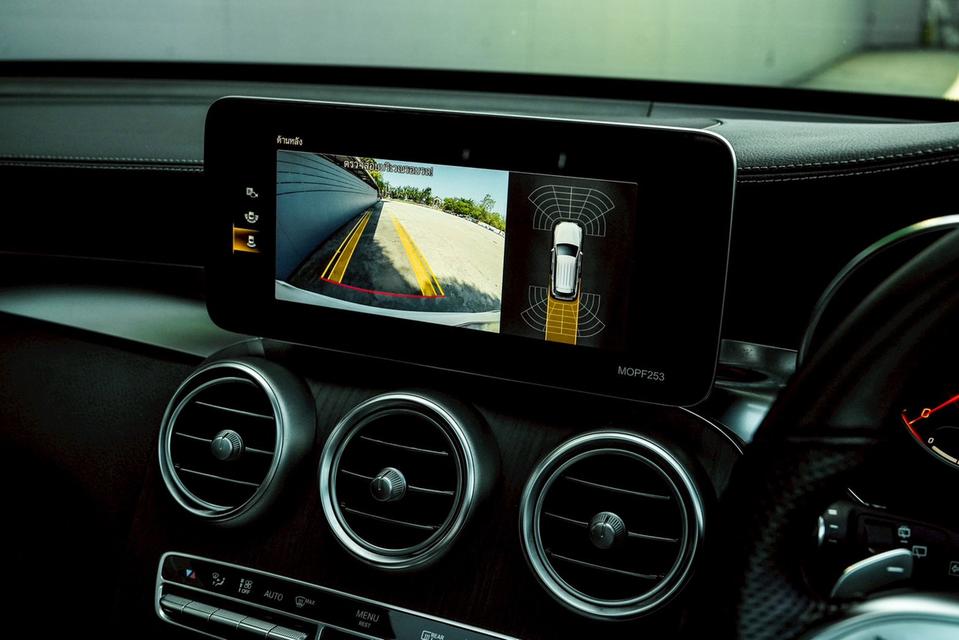 Mercedes-Benz GLC300e 2.0 4Matic AMG Dynamic W253 AT 2023 รูปที่ 17