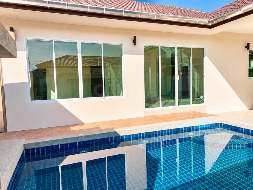 For Sale — New Pool Villa in Huai Yai, PattayaNew pool villa for sale in Huai Yai, Pattaya. Residential home under construction, suitable for family l 12
