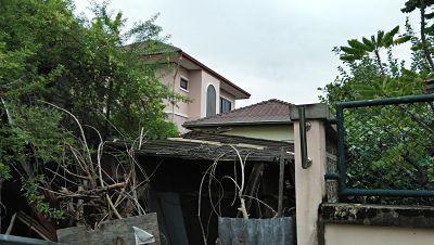 Sale Smaller plot of land for sale Suitable for build a house, residence 76  sqm. at BTS Samrong 3