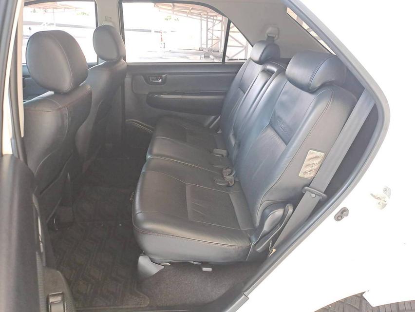 Toyota Fortuner 3.0 V รุ่น TRD Sportivo  4WD รุ่นท็อปสุด ปี2014 สีขาว 12