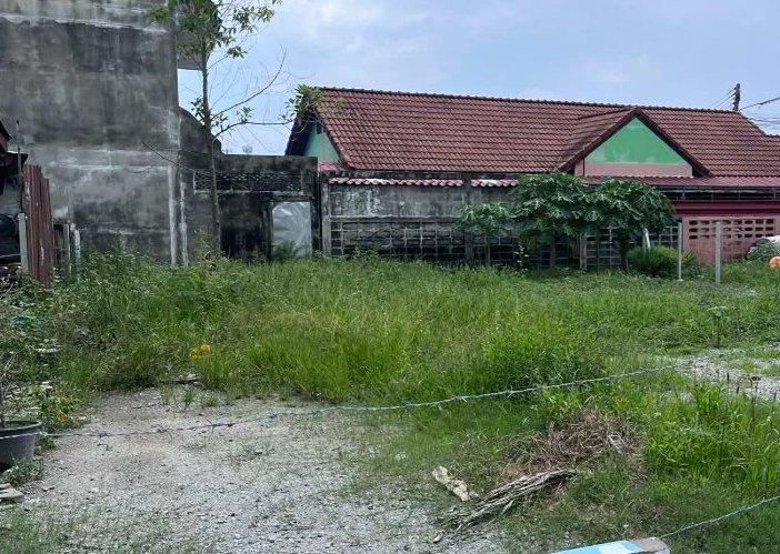 ขายที่ดินเสม็ดหลังแม็คโคร 65 ตรว. ถมแล้วซอยจัดสรร4 ใกล้ถนนสุขุมวิท3-400เมตร อ.เมืองชลบุรี 4