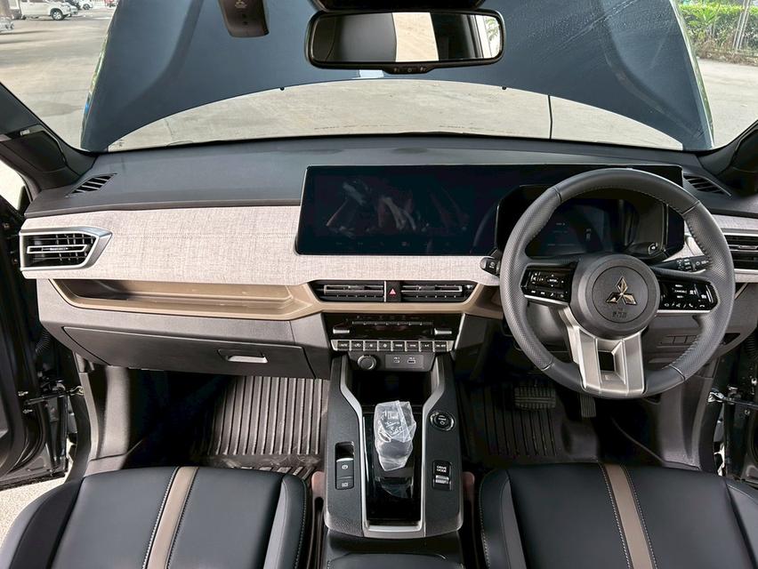 ขายด่วน! Mitsubishi XForce 1.6 HEV Ultimate X AT ปี 2025 รถสวยมือเดียว รุ่นท๊อปสุด สภาพป้ายแดง ไมล์น้อย 6 พันกิโล 10