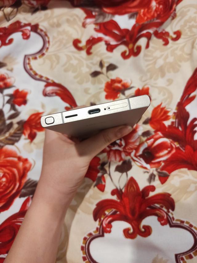 New Samsung S24 Ultra  2