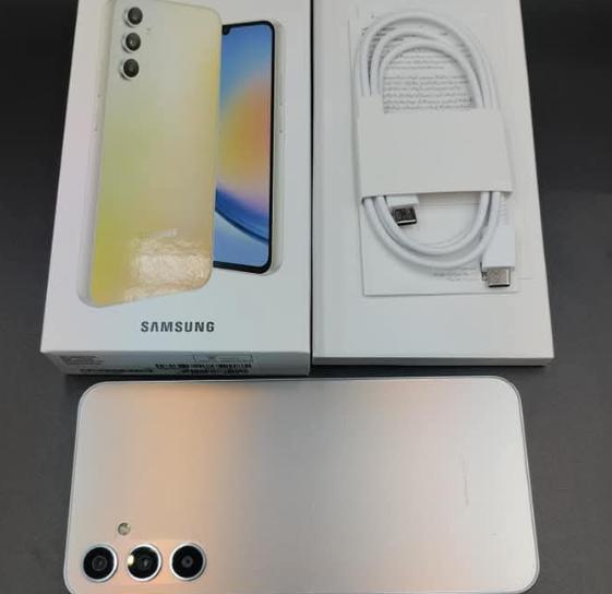 ขาย Samsung Galaxy A34 สีขาว 4