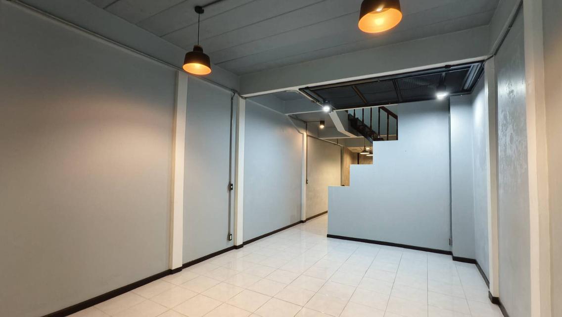 ให้เช่าทาวน์เฮ้าส์2ชั้น หมู่บ้านฟ้ารังสิต ธัญญะคลอง4 รังสิต ติดถนนรังสิต-นครนายก ปทุมธานี ใกล้ทางด่วน,โลตัส,ดรีมเวิล์ด พท.16 ตรวา.2นอน,2น้ำ 1ครัว แอร 2