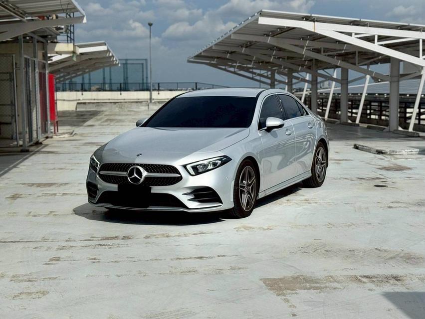 Mercedes Benz A200 AMG 2021 ไมล์ 8,7xx สวยไร้ตำหนิ ประหยัดไปตั้ง1ล้าน 7