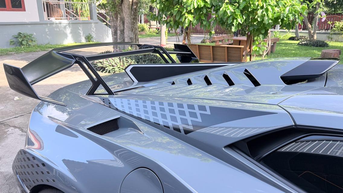 Lamborghini huracan STO รูปที่ 14