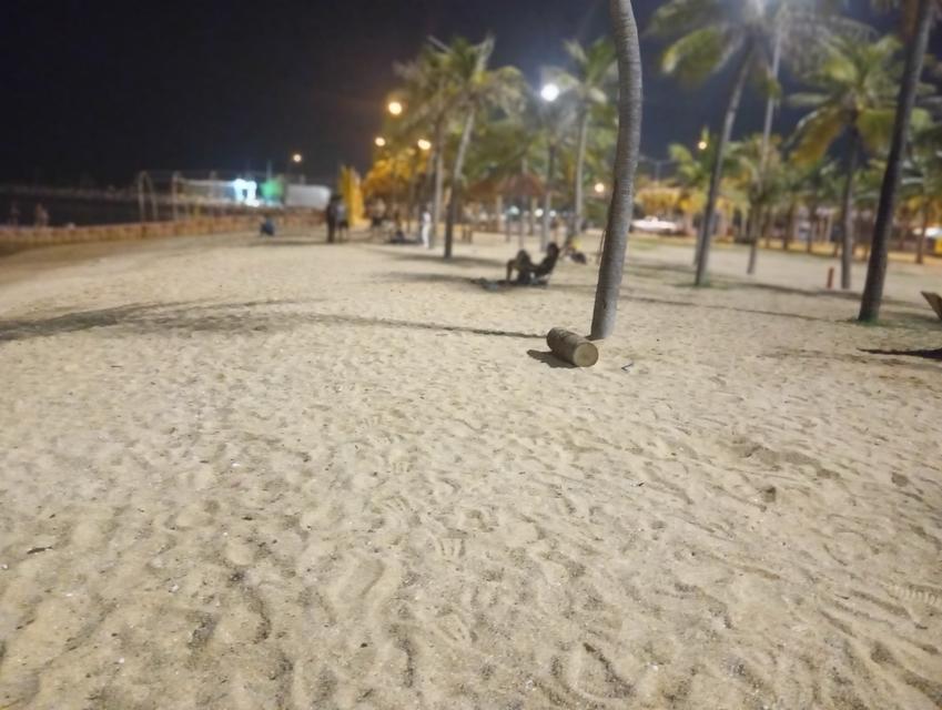 ขายคอนโดห้องสวย พร้อมเฟอร์ตกแต่งแล้วเข้าอยู่ได้เลย นาจอมเทียน สัตหีบ sale condo free fernitures built in 12