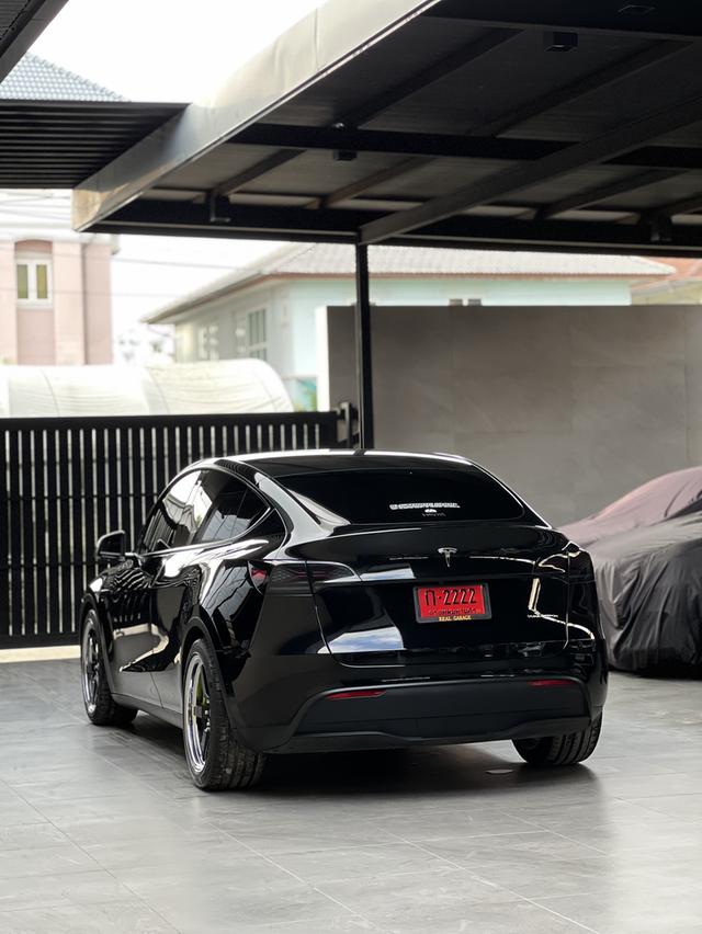 2023 Tesla Model Y Long Range 14