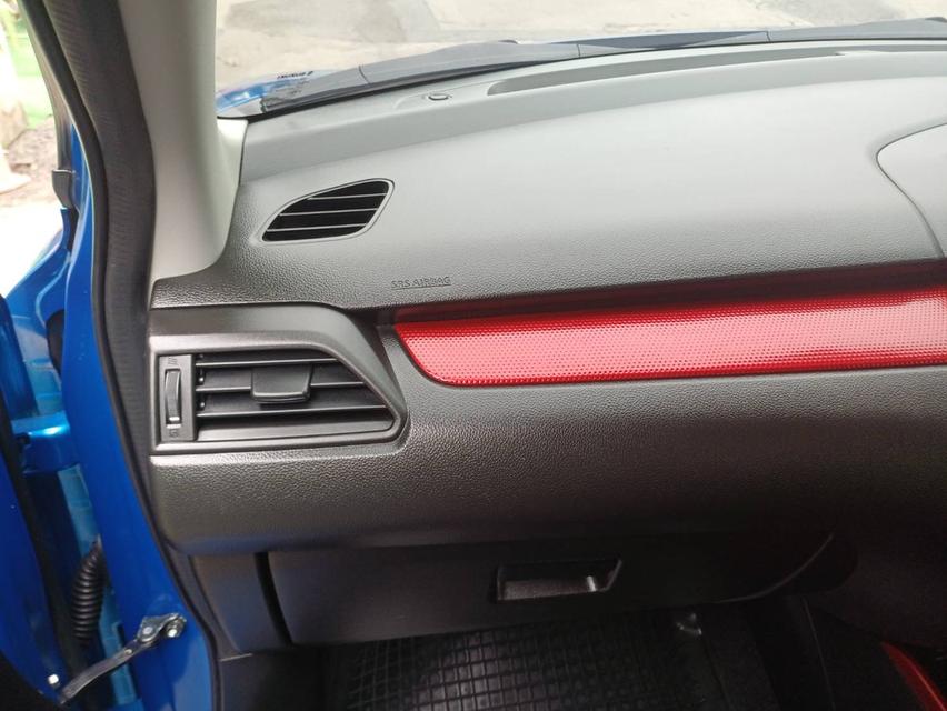 ปี 2019 SUZUKI SWIFT BLUE SKY NAVI AUTO TOP  14
