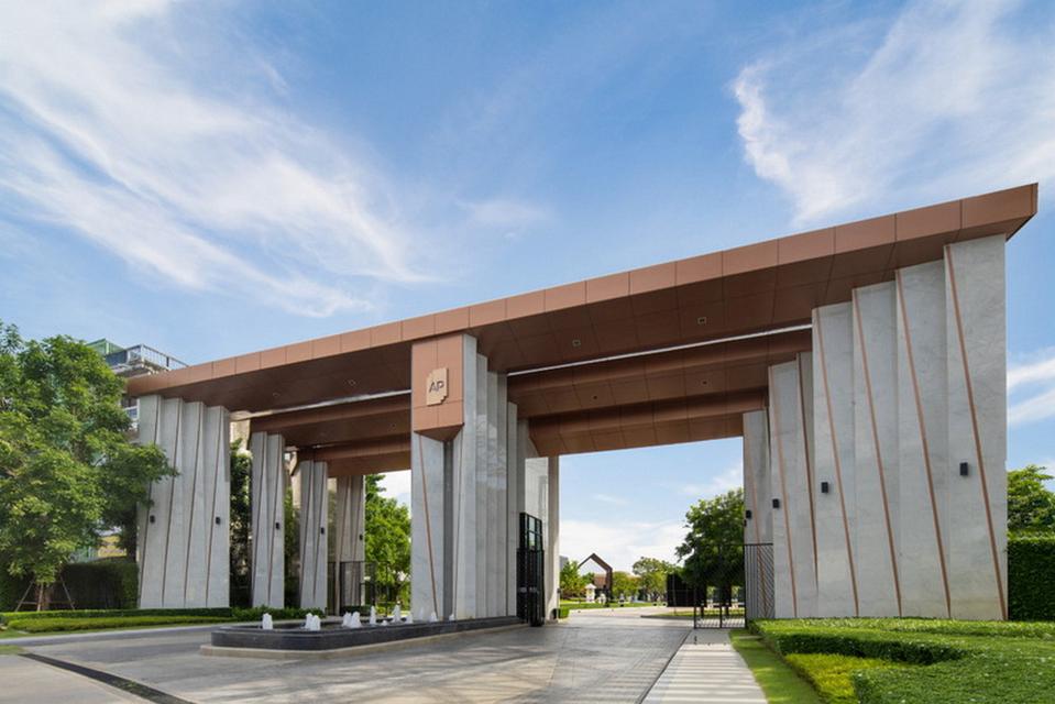 โครงการ เดอะ ซิตี้ ราชพฤกษ์-ปิ่นเกล้า 93 ตร.ว 5 นอน 6 น้ำ 1 แม่บ้าน ติดถนนเมน ถูกกว่าประเมิน และตลาด 12