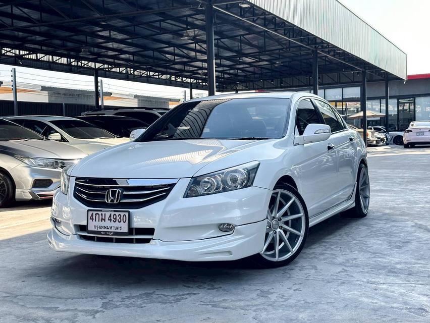 ขายรถ Honda Accord 2.0JP sedan ปี 2012 สีขาว เกียร์ออโต้