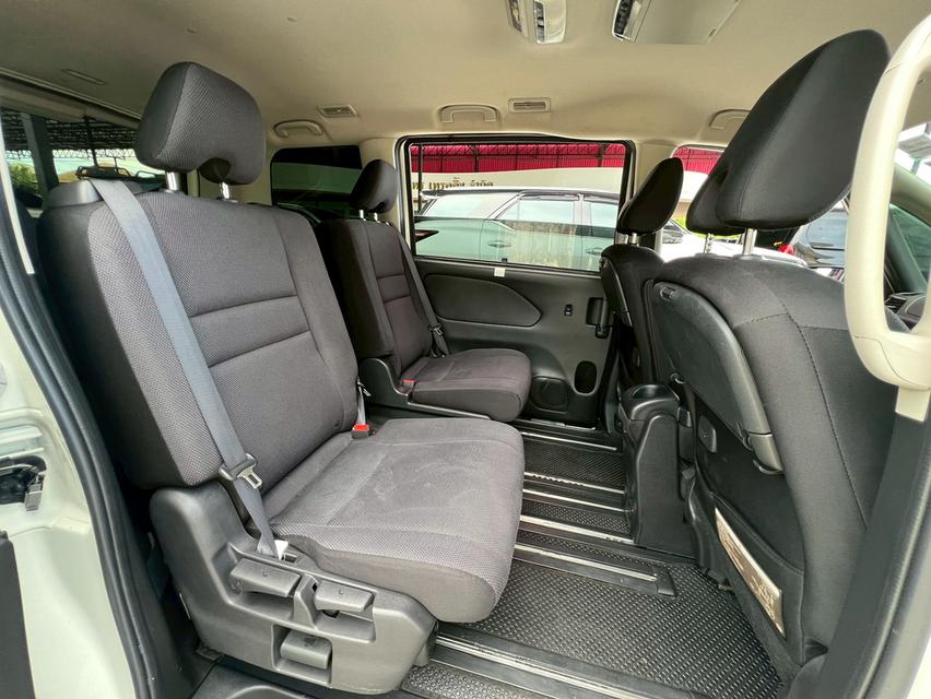 NISSAN SERENA HYBRID 2.0 X 2017  11