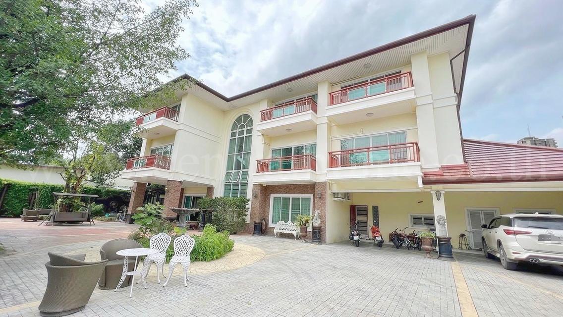 บ้านเดี่ยว 3 ชั้น หมู่บ้านเมืองทองธานี โครงการ 2 บ้านสวย พร้อมอยู่ ราคาถูก