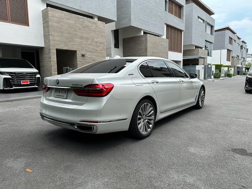 BMW 740le, pure excellence 6