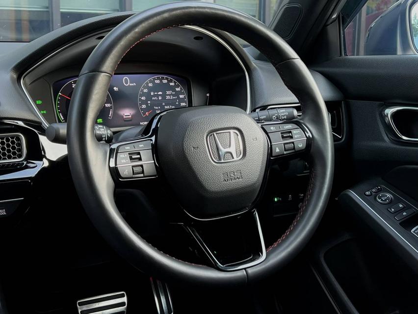 Honda Civic e:HEV RS 2024 11