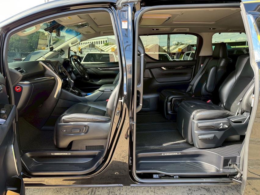 Toyota Vellfire 2.5 Hybrid ZR ปี 2015 15