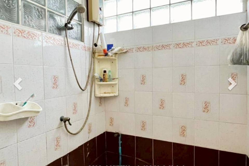 ขายทาวน์เฮ้าส์ 2 ชั้นมือสอง หมู่บ้านริมสวนธนานนท์ (Baan Rim Suan Thananon) หลังมุม เนื้อที่ 30.6 ตร.วา ใกล้รถไฟฟ้าสายสีม่วงสถานีบางรักน้อยท่าอิฐ 10