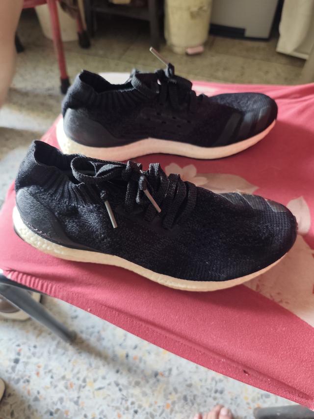 รองเท้ามือ2 adidas ของแท้