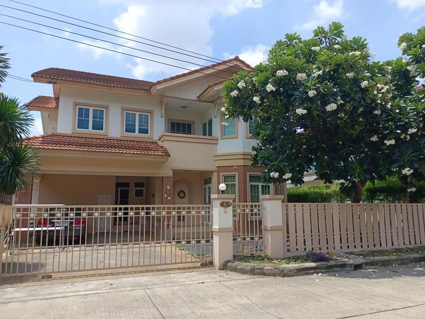บ้านเดี่ยว 77.9 ตรว ถนนนวลจันทร์ เลียบด่วนเอกมัยรามอินทรา 1