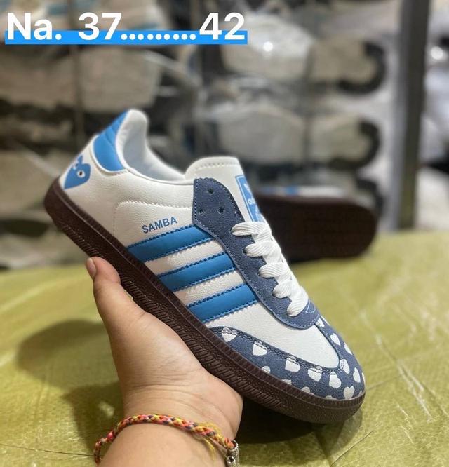 รองเท้าผ้าใบแฟชั่น 6