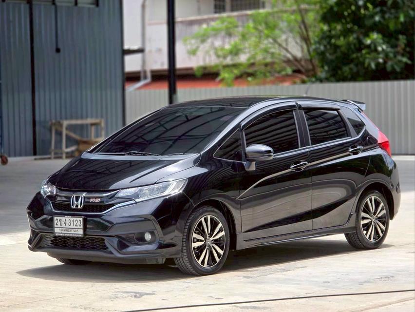 Honda Jazz 1.5RS ปีจด 2019 เข้าศูนย์ทุกระยะ