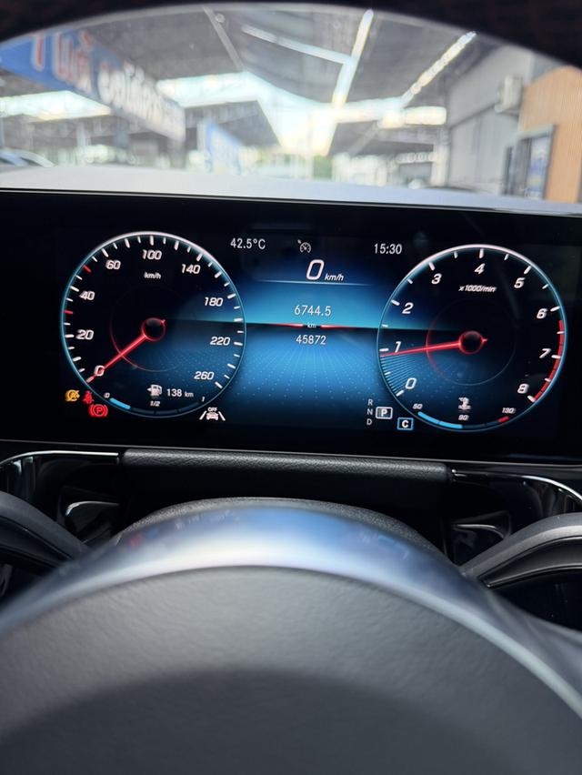 Benz GLA200 AMG ปี 2022 รถมือเดียว ไมล์น้อย รูปที่ 13
