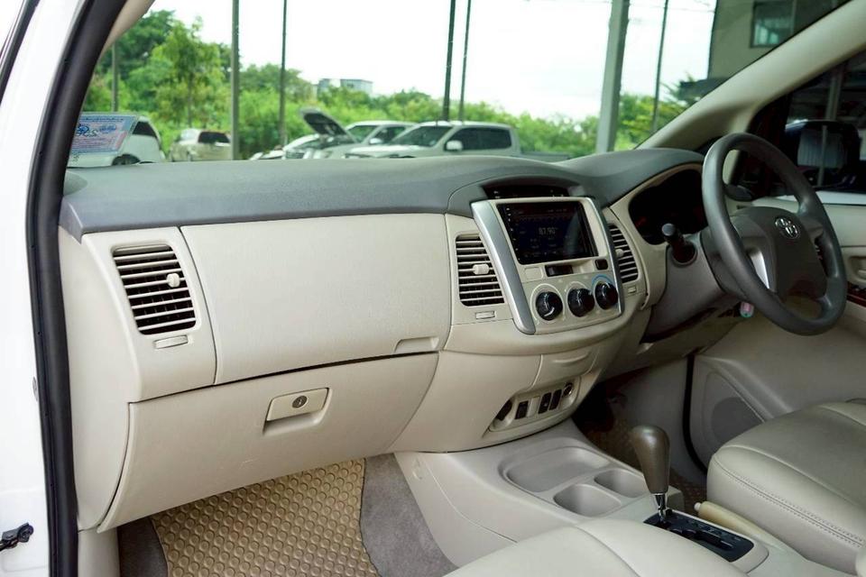2012 TOYOTA INNOVA 2.0G 11