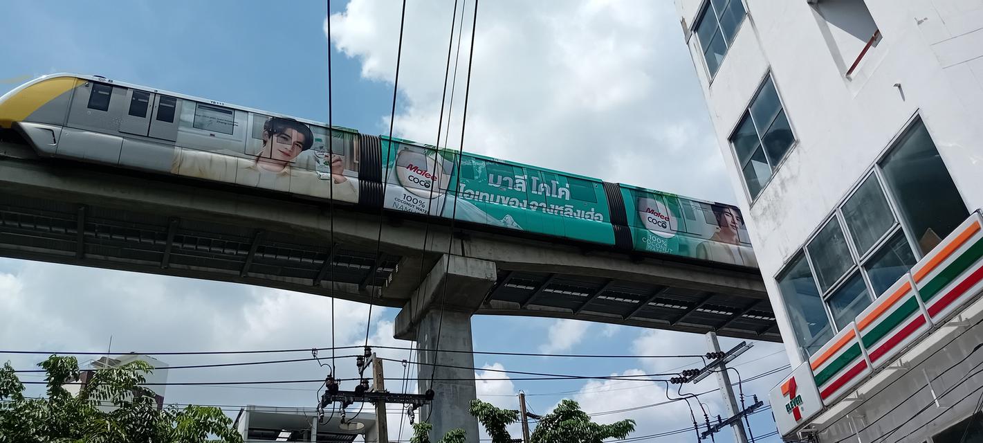 ให้เช่าห้องพักหรูที่ลิพวิ่งเพลสคอนโด ปากซอยลาดพร้าว 140 ติดเซเว่น ใกล้สถานีรถไฟฟ้าบางกะปิ เพียง 5,000 บาทเท่านั้น 19