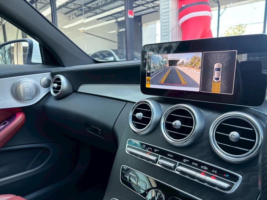 รหัสรถ KPV4565 2024 BENZ C200 2.0 COUPE AMG DYNAMIC 7