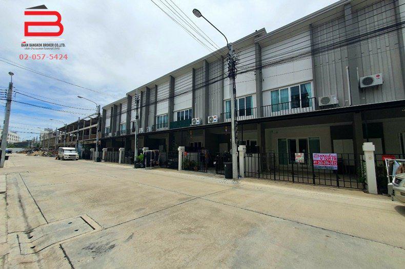 รูป ทาวน์โฮม หมู่บ้าน เฌอ วัชรพล เนื้อที่ 19.4 ตรว. ถนนสายไหม เขตสายไหม