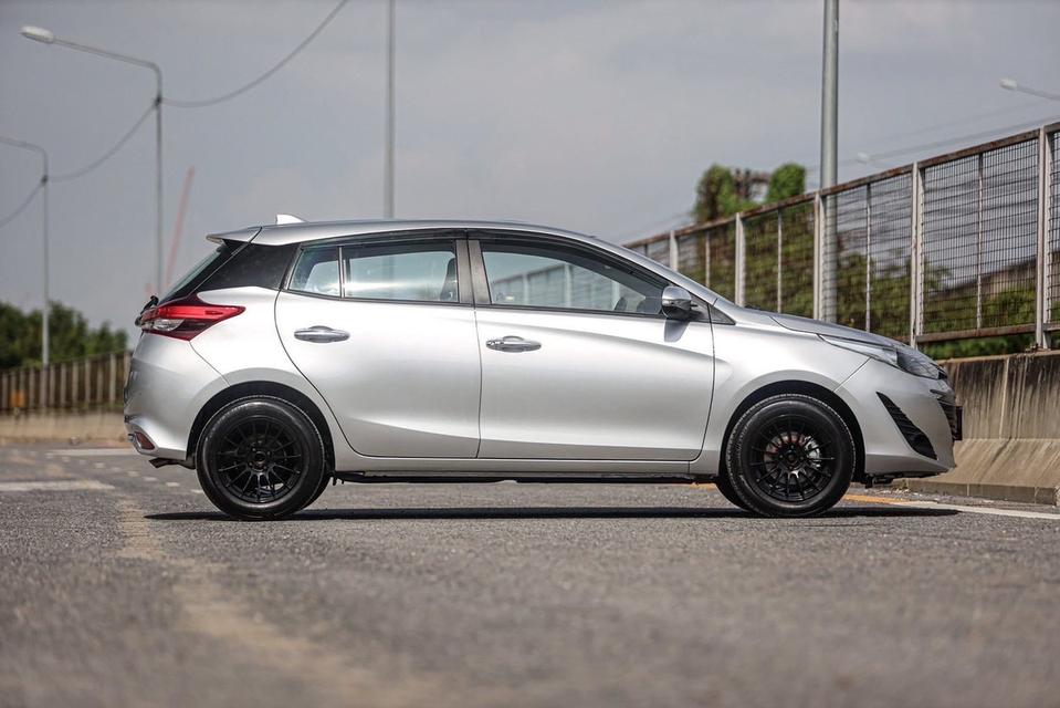 Toyota Yaris 1.2G 2018 รูปที่ 8