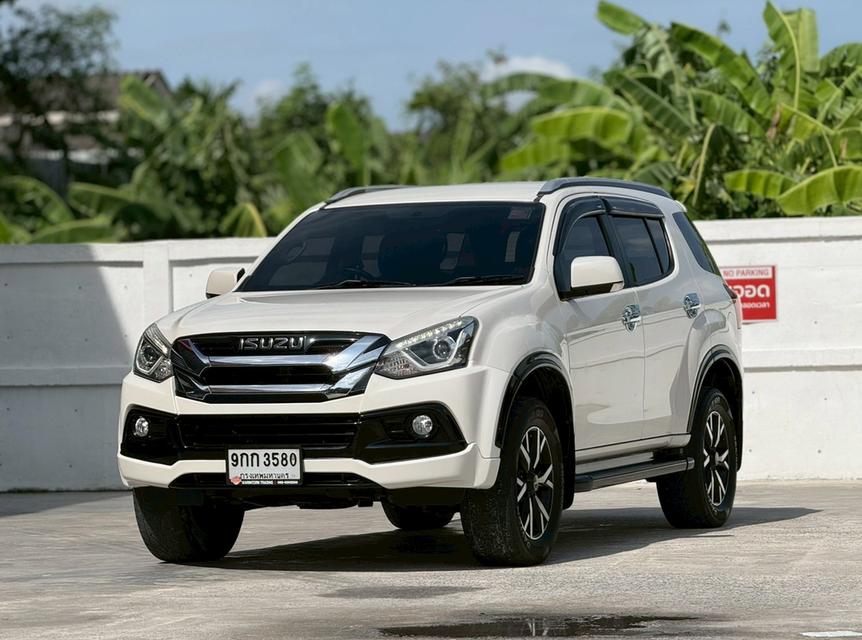 ISUZU MU-X, 1.9 DA-DVD NAVI 6AT 2WD โฉม ปี13-20 สีขาว เกียร์ออโต้ ประวัติดี เข้าศูนย์ตลอด 👉เลขไมล์ 94,440 กม. ปี2019  ✅✅ รๅคๅ 698,000 บาท